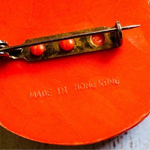 VTG Plastic Jack O Lantern Pin Brooch - Picture 3 of 3